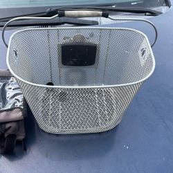 Kit For bike Basket, Two Lights And Bag 