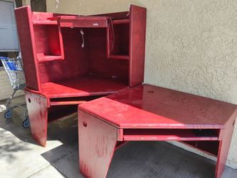 Free desk