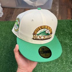 Exclusive SOLD OUT Colorado Rockies two tone off white & green 59fifty New Era Fitted 