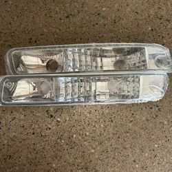 Yukon/ Tahoe Front Grill Lights 