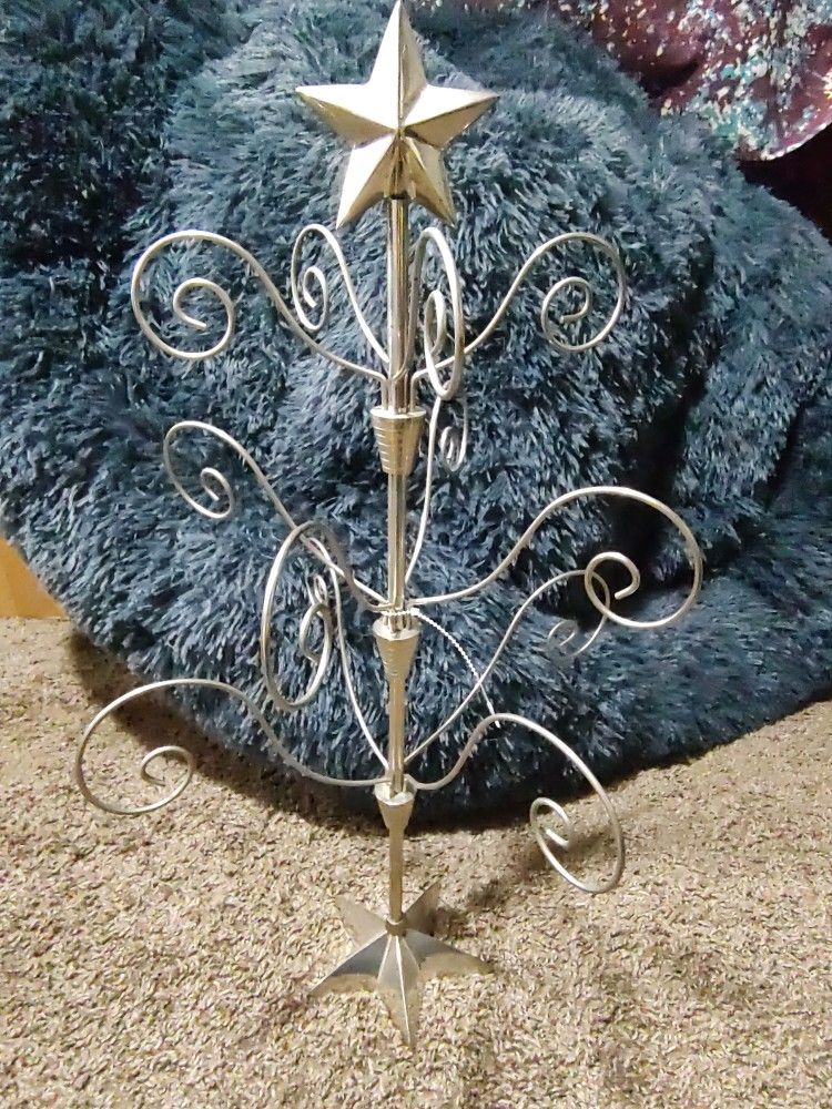 Jewelry Hanger Or Perhaps For Decorating 