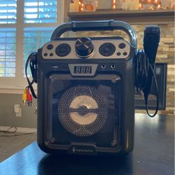 Karaoke Singing Machine (BRAND NEW)