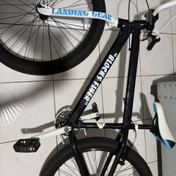 26” Blocks flyer with blue peddles and blue hand grip