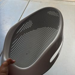 Baby Bath Lounger! $40 OBO