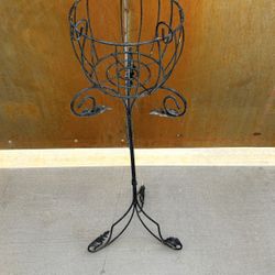 Wrought Iron Penny Plant Stand Decorative