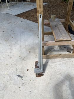 Plumber Wrench 48 inch