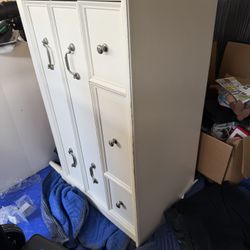 Pottery barn kids dresser