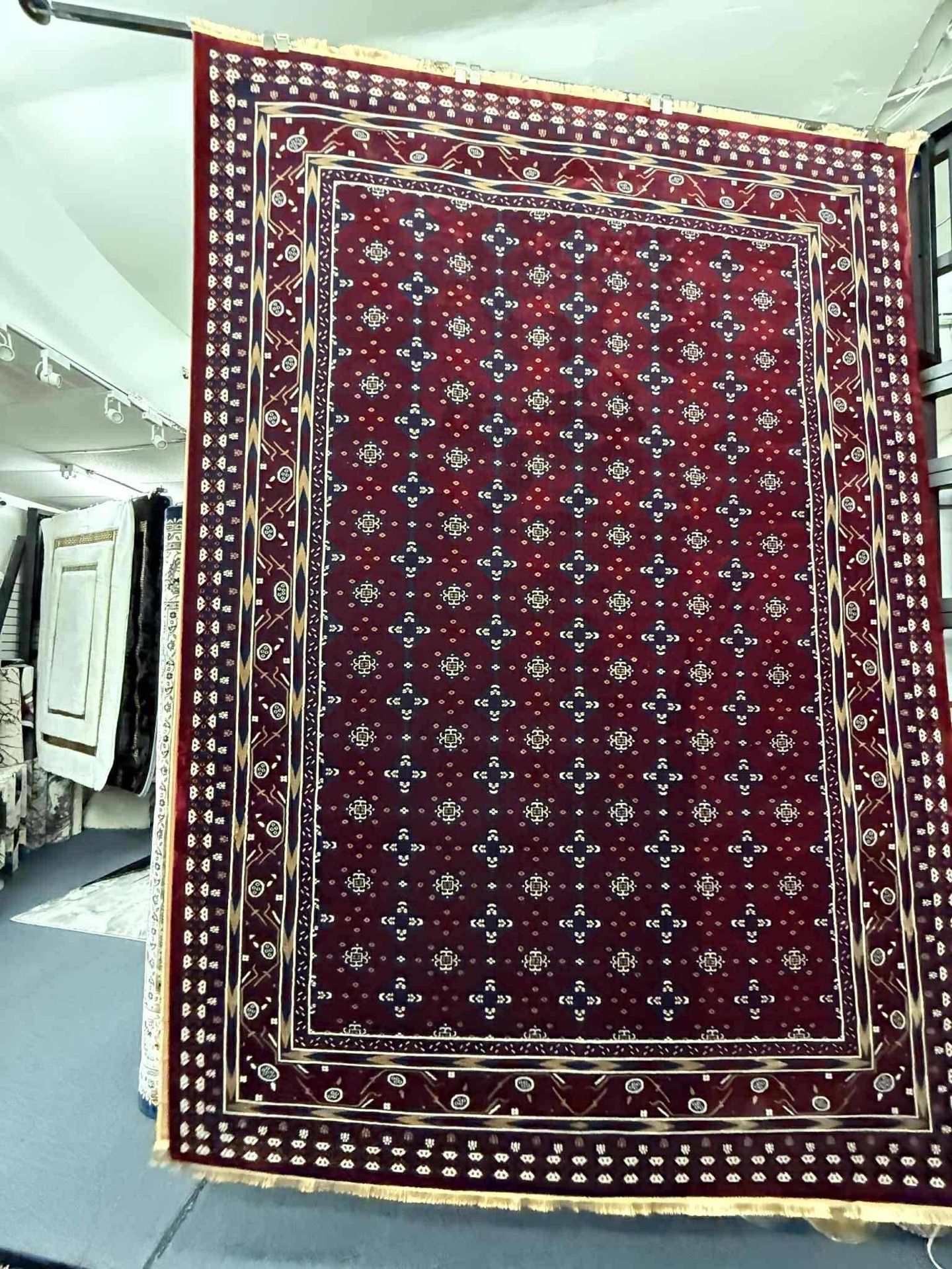 Traditional area rug