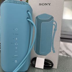 SONY  XE200 BLUE SPEAKER