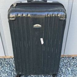 Ricardo Beverly Hills Hard Suitcase Travel Luggage