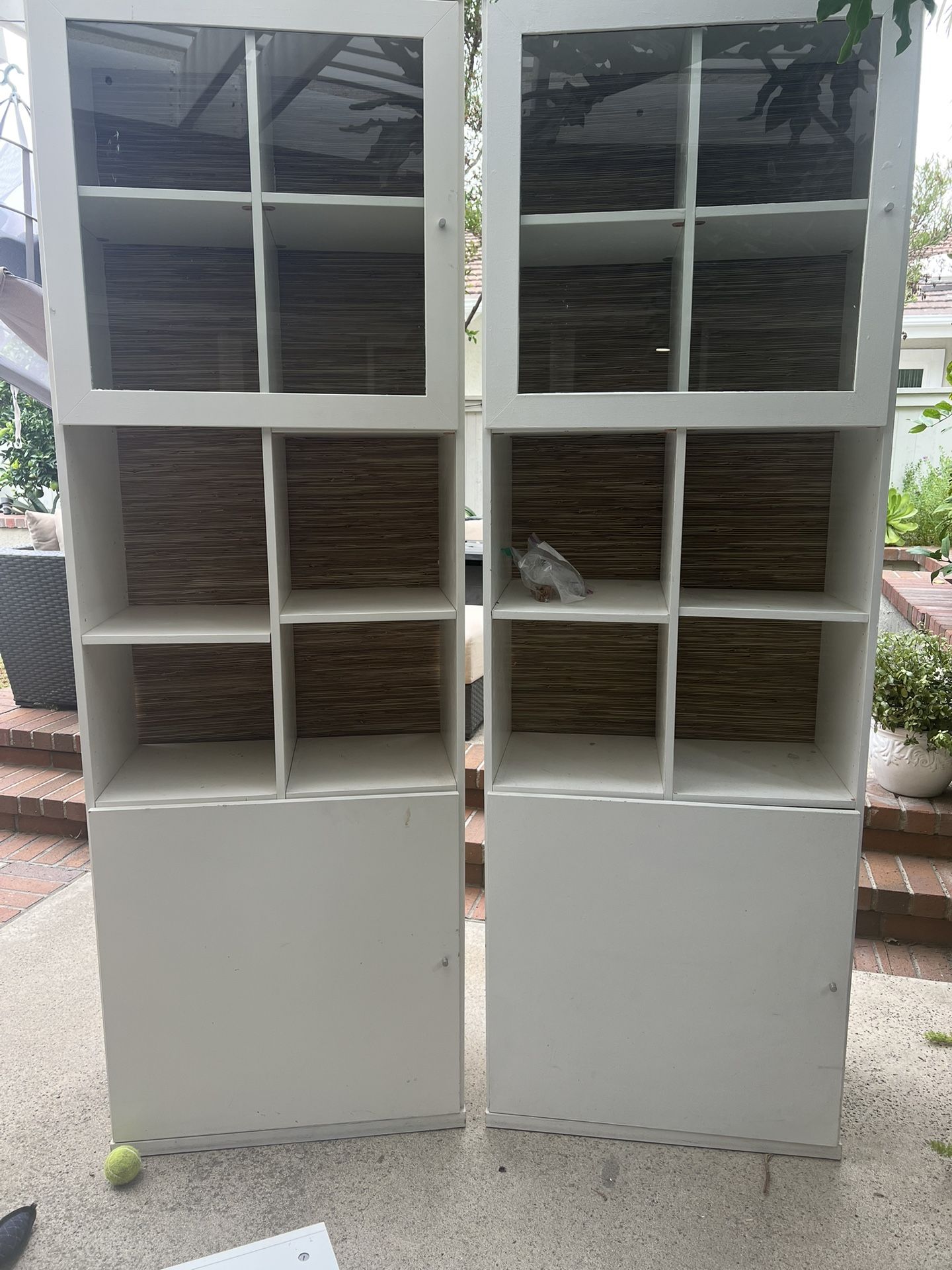 IKEA Bookshelves With Seagrass Wallpaper Backing