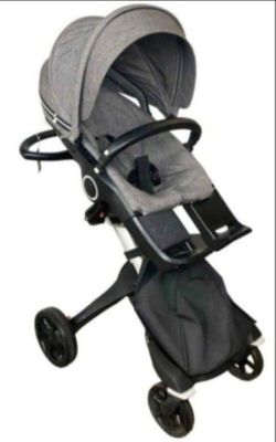 Stokke xplory stroller in very good condition. Look at pictures. The handle is covered in tape, and it looks like normal stroller. I like this strolle