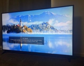 75UN7070PUC, a 75-inch 4K UHD Smart TV