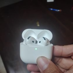 Airpods 4