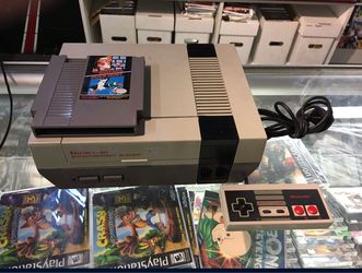 Nintendo Super Mario Bros Bundle $110 Gamehogs 11am-7pm