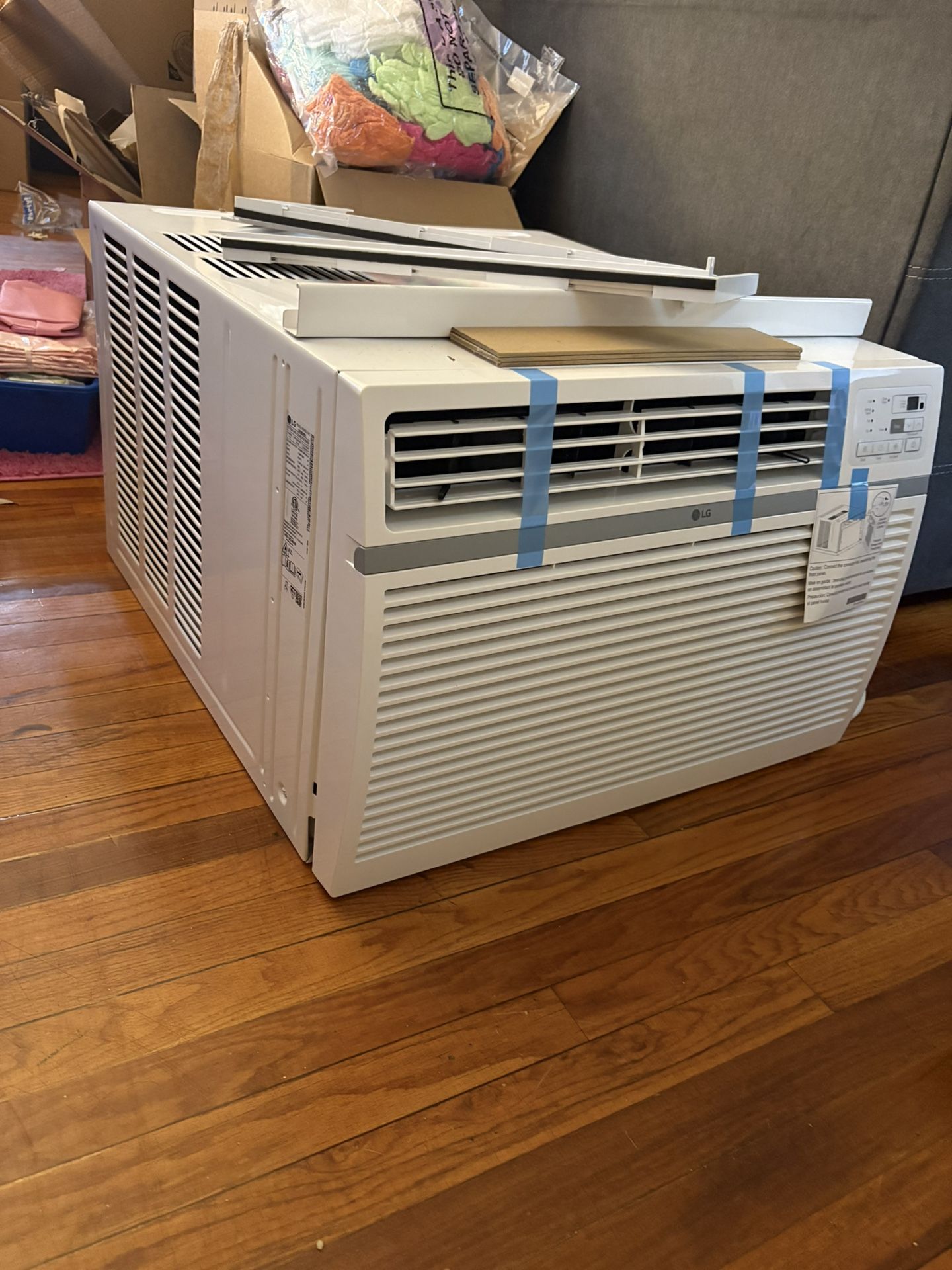 LG Window A/C β 18,000 BTU β Never Used β OBO