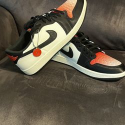 Jordan 1 Low PSG “Size 10 Men”