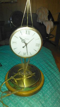 United vintage clock