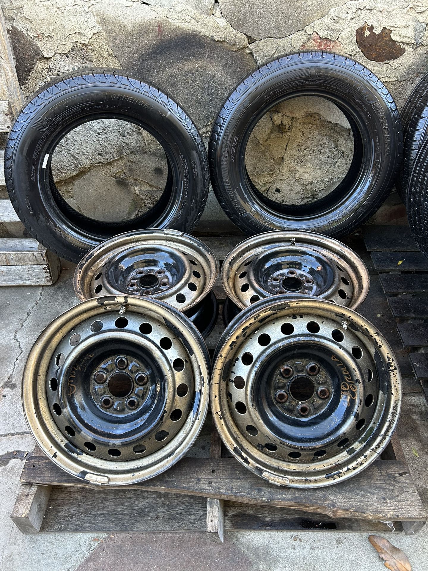 4- RIMS FOR SALE NO TIRES