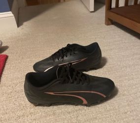 Puma Ultra Play FG AG Black Copper Rose.