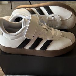 Brand New Adidas VL Court 3.0 Kids Shoes 