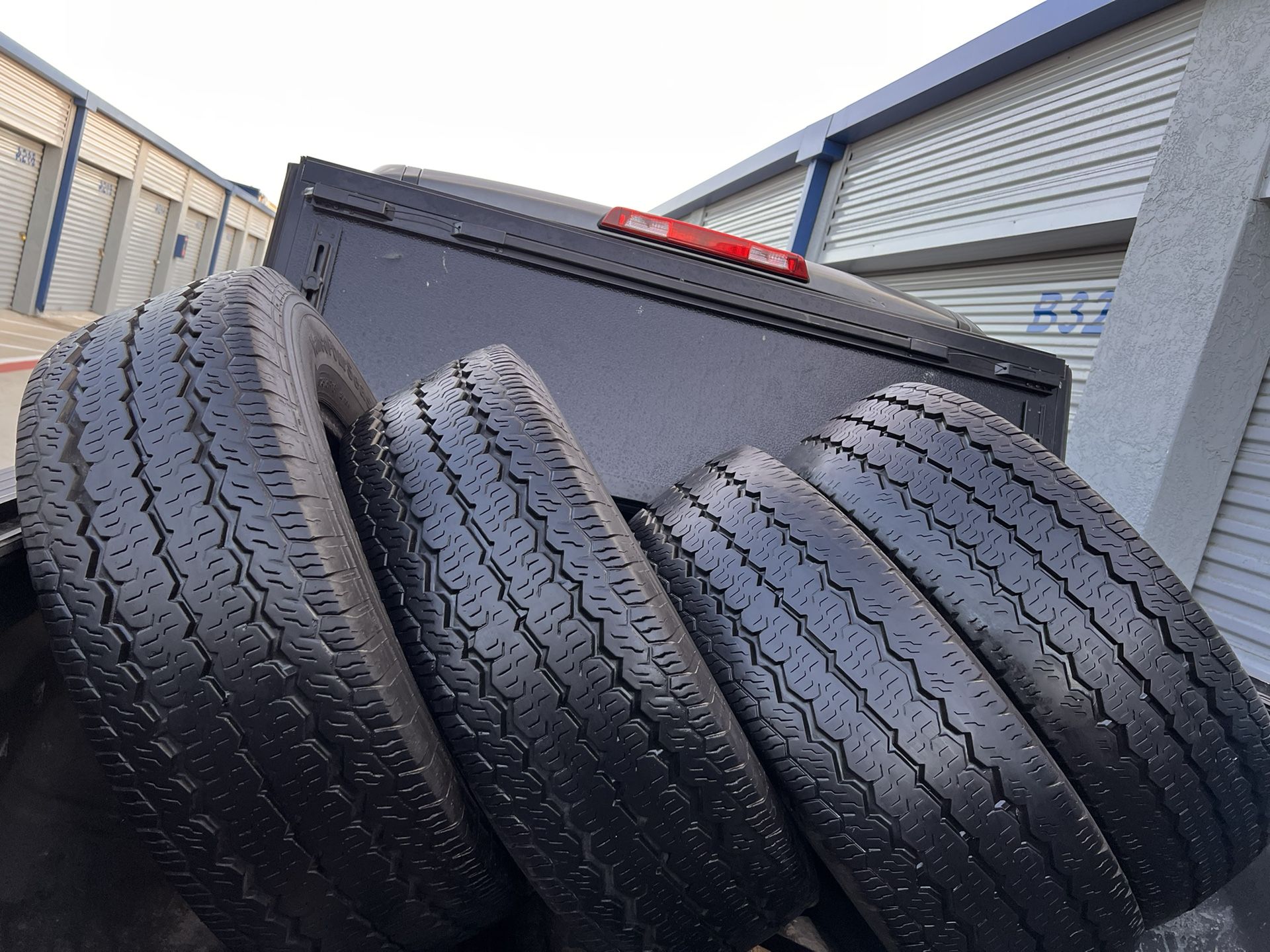 LT 245/75R16 CONTINENTAL TIRES