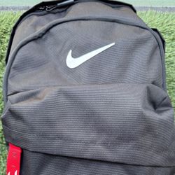 Nike Backpack Medium New!!!