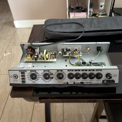 Peavy Vypr solid state 40W Guitar Amp Head VIP2