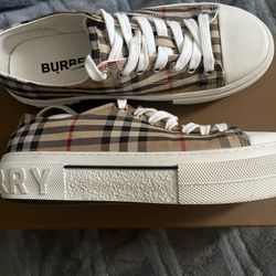 Burberry trainers