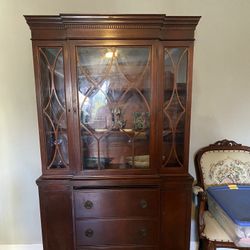 Vintage Huntley  Mahogany China Cabinet 