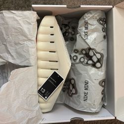 Nike Mind 001 