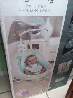 Inlighten Cradling Swing. Like new