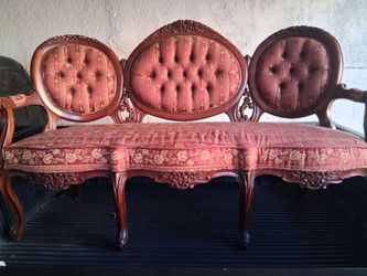 Victorian,style triple medallion, back sofa
