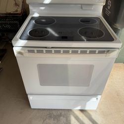 GE Electric Stove White  OBO