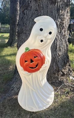 Vintage Ghost Holding Pumpkin 34” Blow Mold