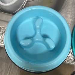 Dog bowl - slow feeder