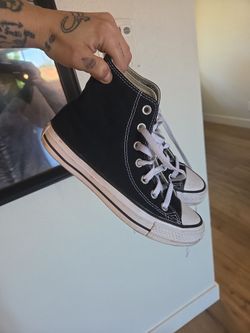 Womens 6 converse