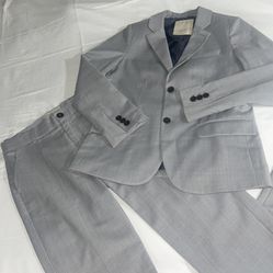 Boys ZARA Formal Fitted Gray Suit Size 9/10 - Jacket & Pants 