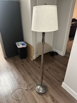 Floor lamp
