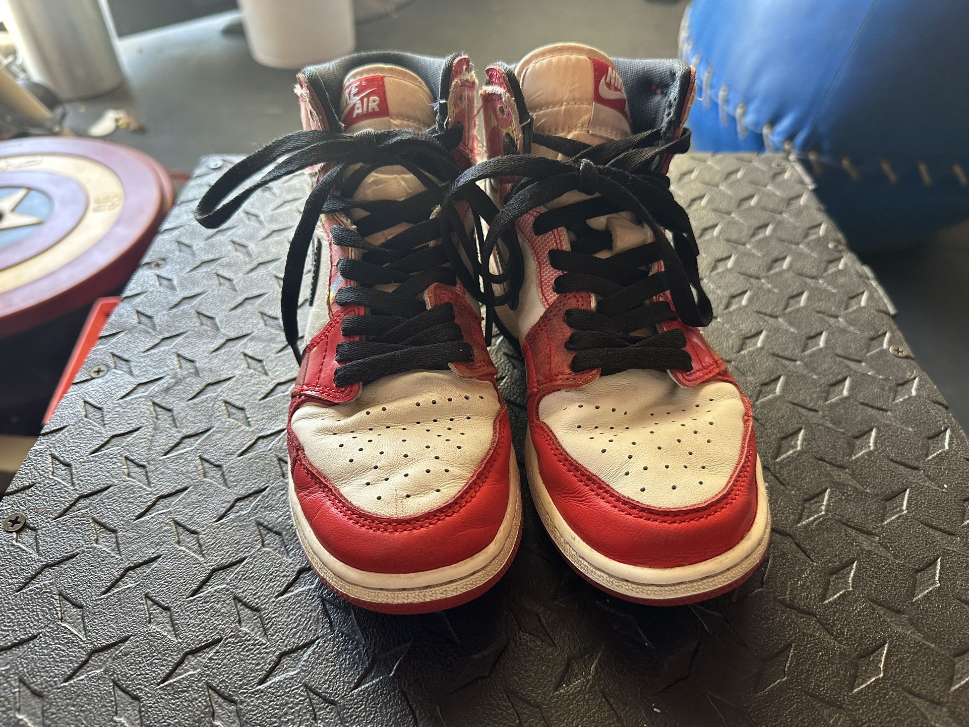Jordan 1 Retro High OG Spider-Man Across The Spider-Verse