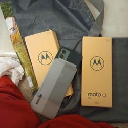 Two Motorola G Phones With Service Brand New