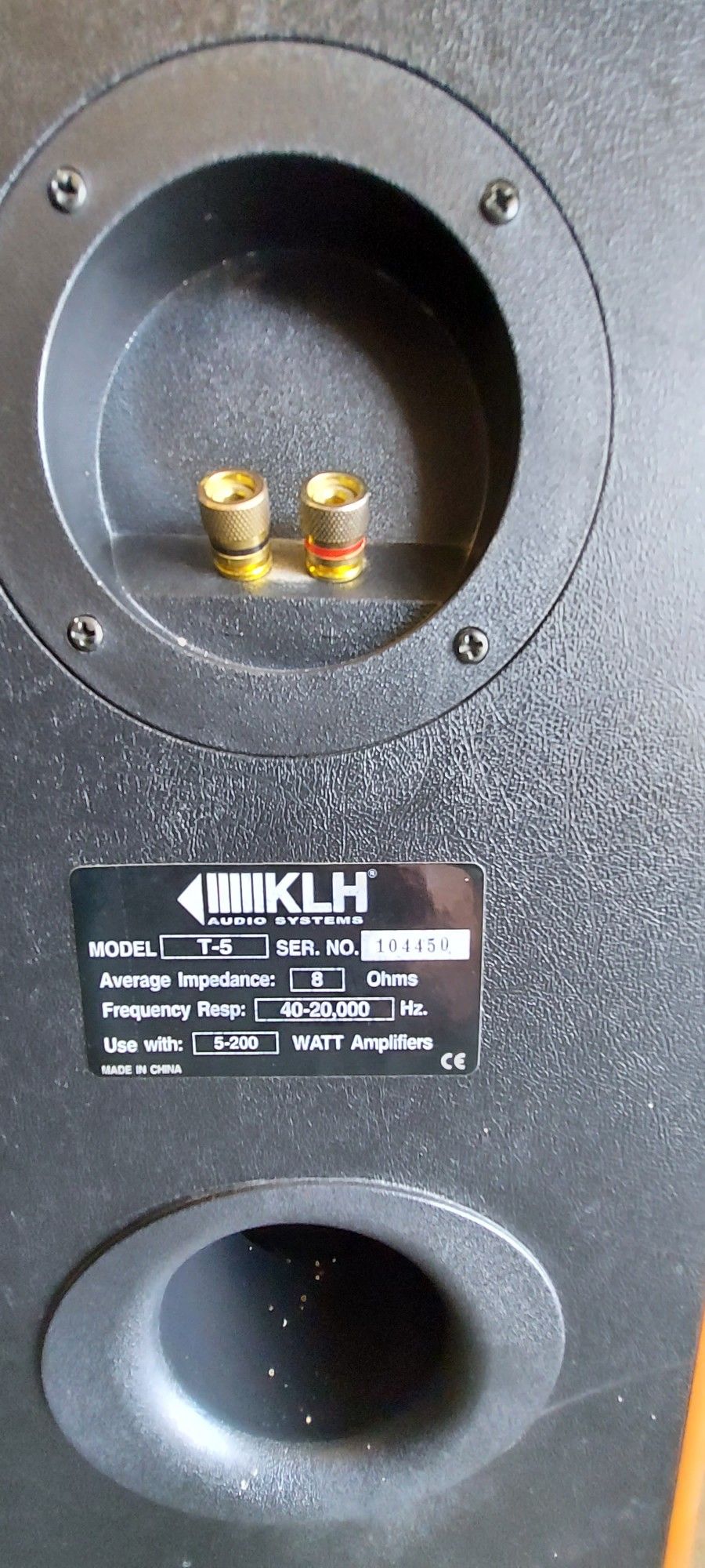 KLH Tower Floor Speakers, Sounds Great, for Sale in Cedar Lake, IN