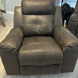 Couch, Love Seat, Recliner Set