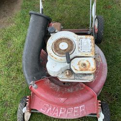 Old Snapper Mower (for Parts Or Restoration)
