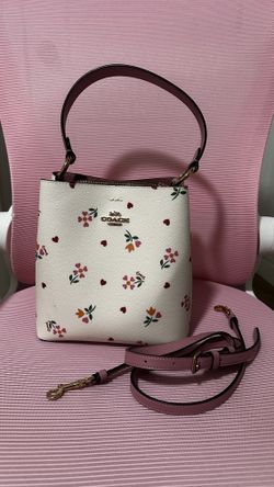 Coach Town/ Willow- Style floral bucket bag.