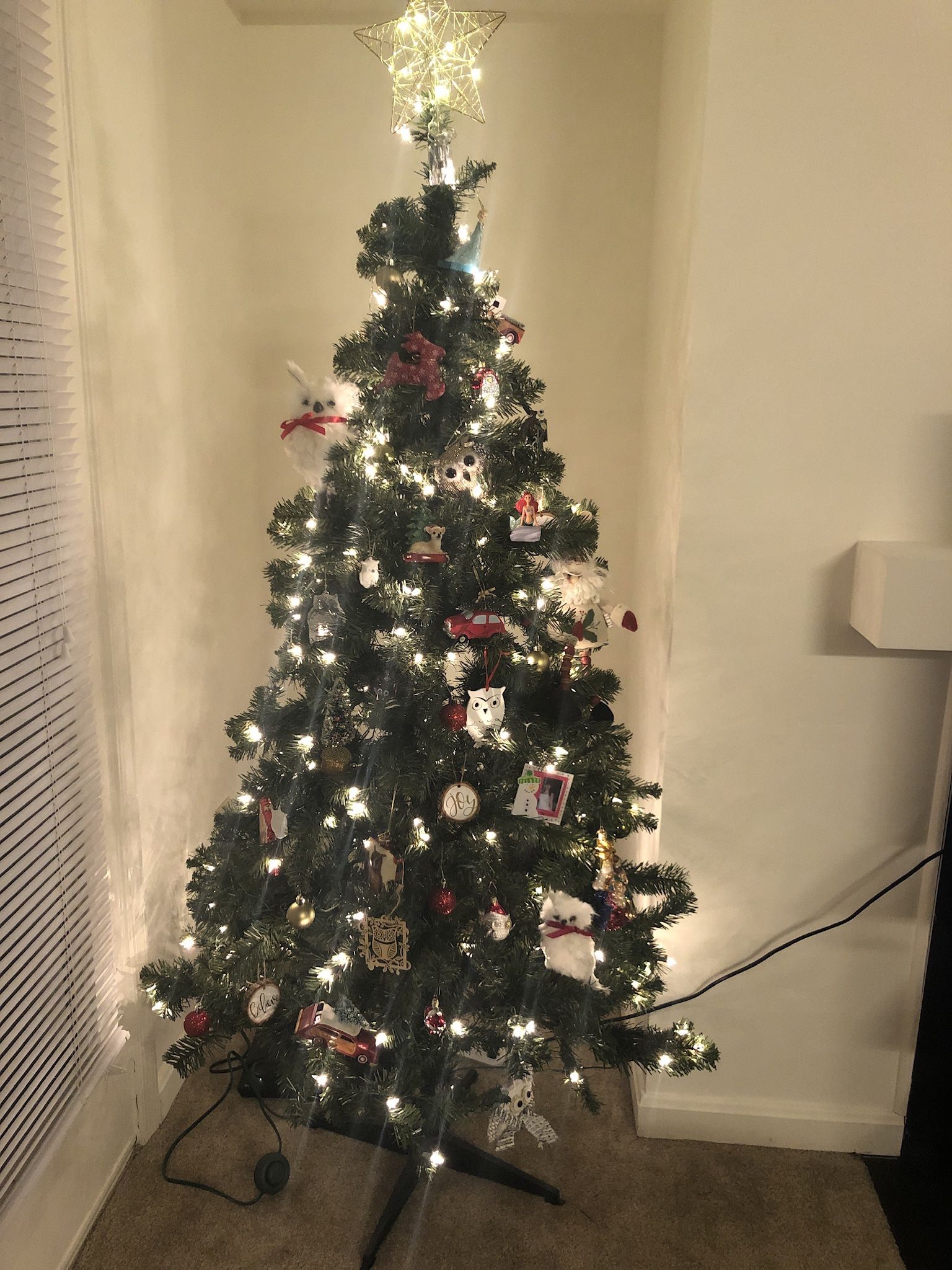 6ft Prelit White Lights Christmas Tree