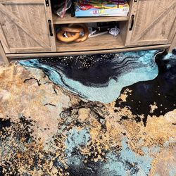 8x10 RUG ONLY SOFA IS SOLD SEPARATELY PICK UP ONLY NO DELIVERY 