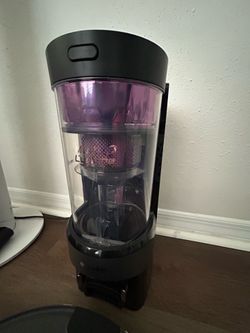 Robot Vaccum  Eureka (NEW)