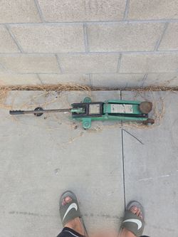 Car jack