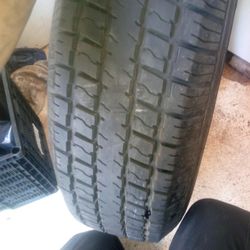 225/75/15! Trailer Tire
